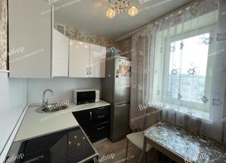 Продам 1-ком. квартиру, 31.6 м2, Большой Камень, улица Аллея Труда, 12А