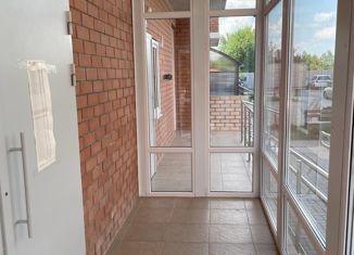 Продам 1-ком. квартиру, 35 м2, посёлок Российский, улица имени В.М. Комарова, 21Б