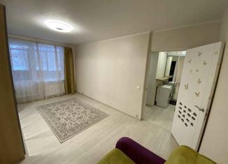 Сдача в аренду 1-ком. квартиры, 32 м2, Москва, улица Тёплый Стан, 11к2, улица Тёплый Стан