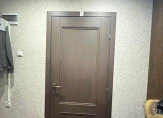 Продам двухкомнатную квартиру, 43 м2, Осинники, Студенческая улица, 26