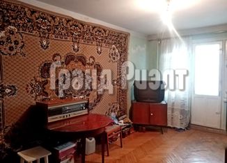 Продаю трехкомнатную квартиру, 57.8 м2, Невинномысск, улица Чайковского, 4