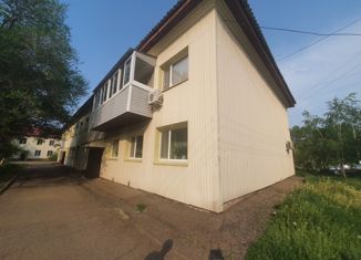 Продается 3-комнатная квартира, 80 м2, Арсеньев, улица Щербакова, 3А