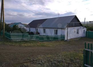 Продается 3-комнатная квартира, 52.4 м2, посёлок Гумбейский, Советская улица, 23