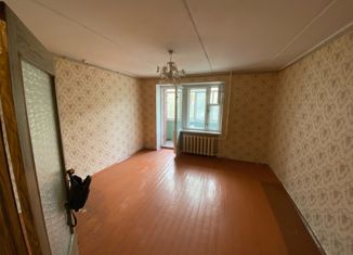 Продам трехкомнатную квартиру, 75.2 м2, Оленегорск, Ленинградский проспект, 4