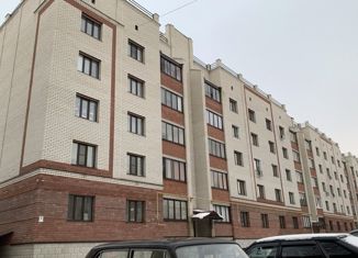 Продам 1-ком. квартиру, 37.3 м2, посёлок Строитель, микрорайон Центральный, 18А