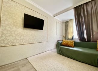 Продается 1-комнатная квартира, 39 м2, Санкт-Петербург, проспект Маршала Блюхера, 9к1, Калининский район