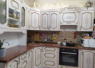 Продажа 2-комнатной квартиры, 64 м2, Оренбург, проспект Победы, 151, ЖК Салют