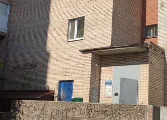 Продаю трехкомнатную квартиру, 58.7 м2, Сосновый Бор, проспект Героев, 29