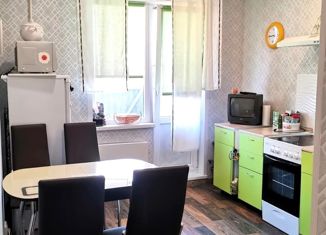 Продам 1-комнатную квартиру, 34 м2, Тольятти, улица Александра Кудашева, 108