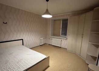 Сдам в аренду 2-ком. квартиру, 53 м2, село Мариинский, Лазурная улица, 7