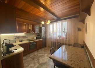 Продаю трехкомнатную квартиру, 72.4 м2, Москва, улица Барышиха, 20, улица Барышиха