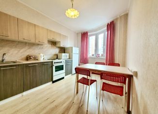 1-комнатная квартира на продажу, 38 м2, Московский, улица Бианки, 9, ЖК Первый Московский