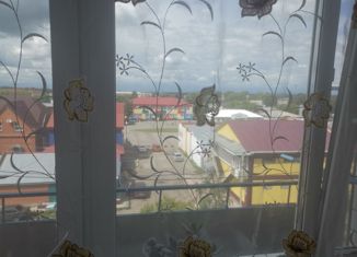 Продается двухкомнатная квартира, 47.8 м2, рабочий посёлок Таврическое, улица Ленина, 48