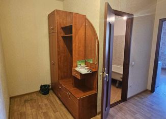 Продам 1-ком. квартиру, 41 м2, Арск, улица Максима Горького, 36А