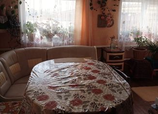 Продаю дом, 85 м2, поселок городского типа Красные Баррикады, улица Красная Набережная, 222