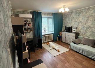 Продаю 1-комнатную квартиру, 33 м2, Белогорск, улица Чехова, 47