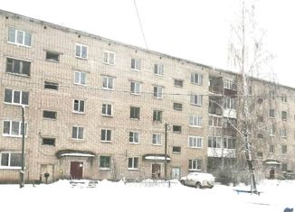 Продажа трехкомнатной квартиры, 62.6 м2, Смоленская область, Студенческая улица, 5