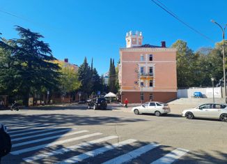 Продается 1-ком. квартира, 15.7 м2, Туапсе, улица Октябрьской Революции, 3