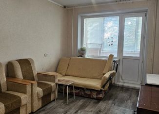 Продам 1-ком. квартиру, 33 м2, Новотроицк, Советская улица, 95