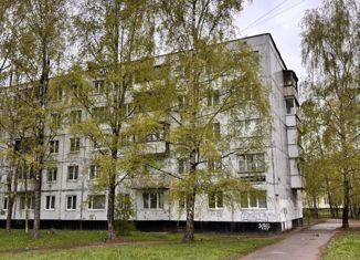 Продается двухкомнатная квартира, 44.5 м2, Ленинградская область, проспект Карла Маркса, 57