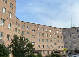 Продам 3-ком. квартиру, 58.3 м2, городской посёлок имени Свердлова, 2-й микрорайон, 54