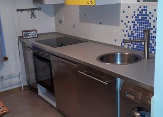 Продажа 3-комнатной квартиры, 60 м2, Москва, улица Бестужевых, 4А, улица Бестужевых