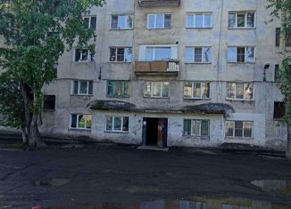 Продаю 2-ком. квартиру, 37.9 м2, Усть-Кут, улица Горького, 36/22
