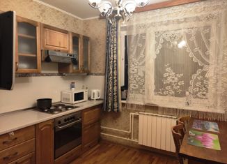 Продам трехкомнатную квартиру, 76 м2, Москва, улица Миклухо-Маклая, 18/1, метро Беляево