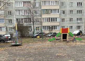 Продается двухкомнатная квартира, 46 м2, Ульяновск, улица Варейкиса, 22, Железнодорожный район