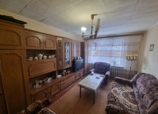 Продаю трехкомнатную квартиру, 53.3 м2, Нижняя Тура, улица Машиностроителей, 8