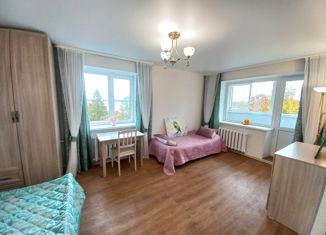 Продам 1-комнатную квартиру, 31 м2, Валдай, улица Карла Маркса, 5