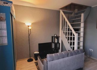 Продается трехкомнатная квартира, 56 м2, Ростов-на-Дону, Советский район, 2-я Праздничная улица, 55