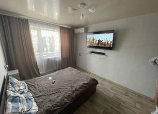 2-комнатная квартира на продажу, 45 м2, село Некрасовка, улица Ленина, 8