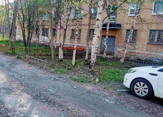 Продаю 2-комнатную квартиру, 41 м2, Оленегорск, Парковая улица, 4