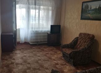 Продам 2-комнатную квартиру, 52 м2, Саратовская область, улица Чапаева, 58