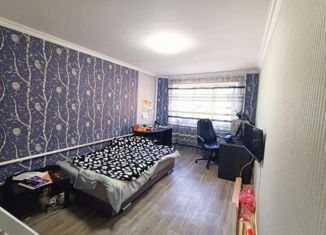 Продажа 2-комнатной квартиры, 55 м2, посёлок городского типа Медведево, Советская улица, 9