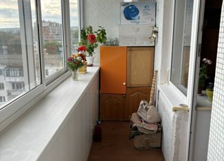 Продаю 3-комнатную квартиру, 58 м2, Чайковский, Камская улица, 1