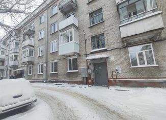 Двухкомнатная квартира на продажу, 55 м2, Северск, улица Калинина, 23