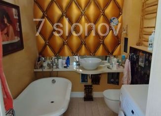 Четырехкомнатная квартира на продажу, 59.8 м2, Ачинск, 1-й Юго-Восточный микрорайон, 3