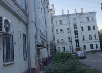 Продам 3-ком. квартиру, 103 м2, Тамбов, Советская улица, 19А, Ленинский район