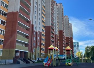 Продается квартира студия, 27 м2, Ижевск, улица А.Н. Сабурова, 17, Восточный жилой район