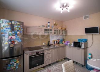 2-комнатная квартира на продажу, 80 м2, Тюмень, улица Салтыкова-Щедрина, 55