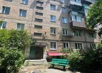 Трехкомнатная квартира на продажу, 56.5 м2, Партизанск, аллея 50 лет Октября, 2