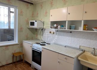 2-комнатная квартира на продажу, 48.3 м2, Екатеринбург, улица Крестинского, 31, улица Крестинского
