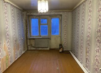 2-ком. квартира на продажу, 41 м2, Великий Устюг, Красноармейская улица, 34