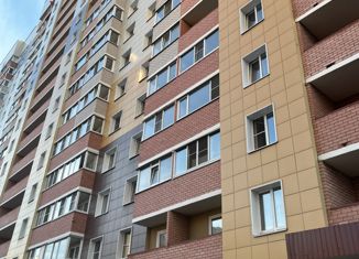 Продажа однокомнатной квартиры, 33 м2, Череповец, улица Монтклер, 13к1