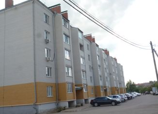 Продается 2-ком. квартира, 64.2 м2, Россошь, улица Орджоникидзе, 76А