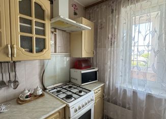 Продается 2-ком. квартира, 52.7 м2, Йошкар-Ола, улица Мичурина, 40