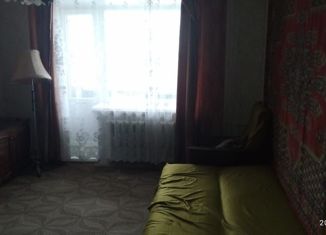 Продам 3-ком. квартиру, 58.3 м2, Кольчугино, площадь Ленина, 6