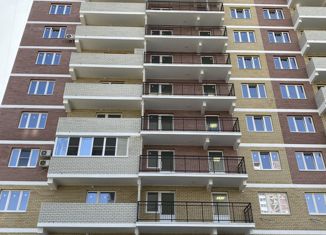 Продам двухкомнатную квартиру, 74 м2, Краснодар, проспект имени писателя Знаменского, 32, микрорайон Почтовый